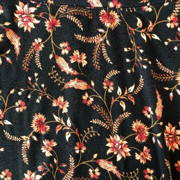 Dress Barn Westport Black Floral Skirt Sz 1X NWT - Picture 2 of 3